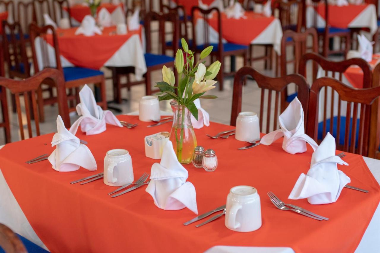Qualton Club Ixtapa All Inclusive Kültér fotó
