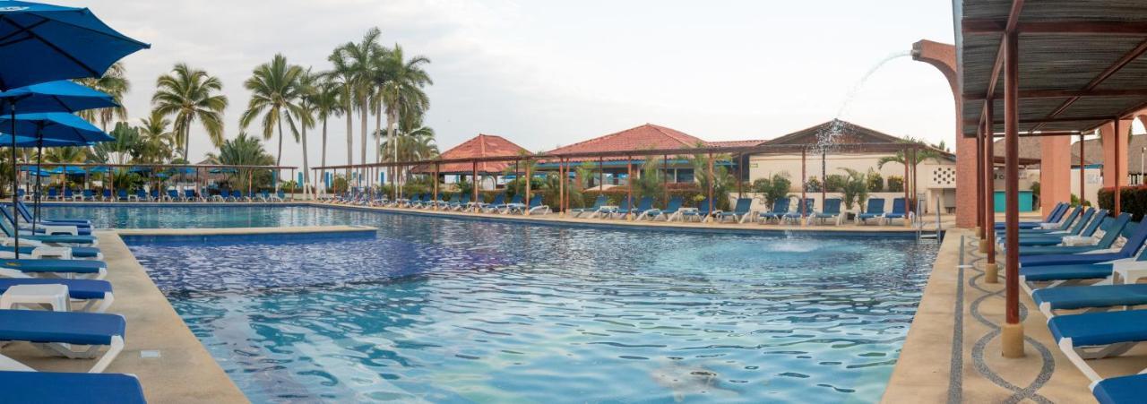 Qualton Club Ixtapa All Inclusive Hotel Kültér fotó